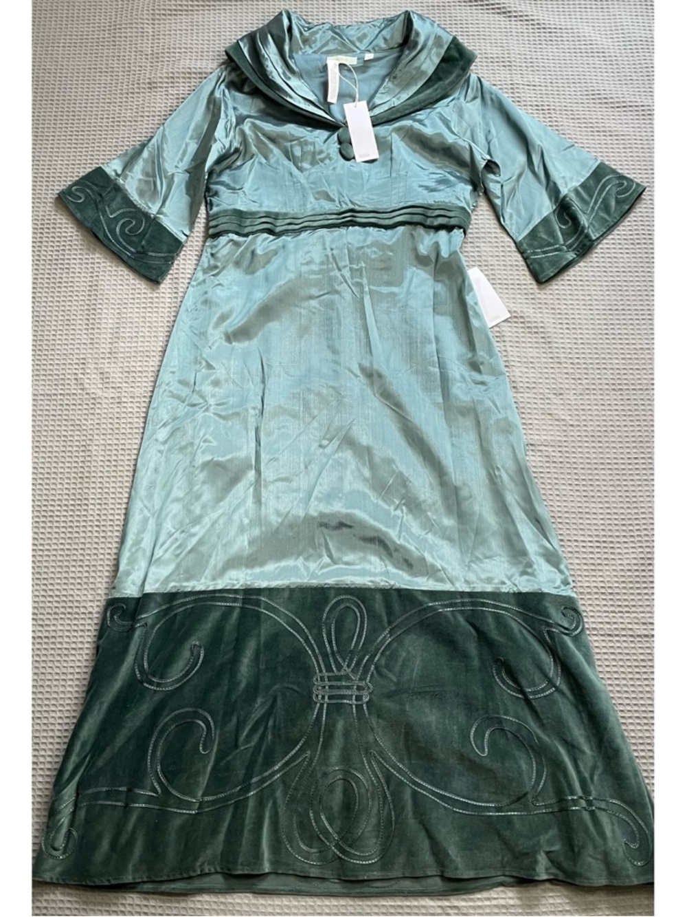 New Nataya Dress Small Womens Titanic Romantic Historic Embroidered Green